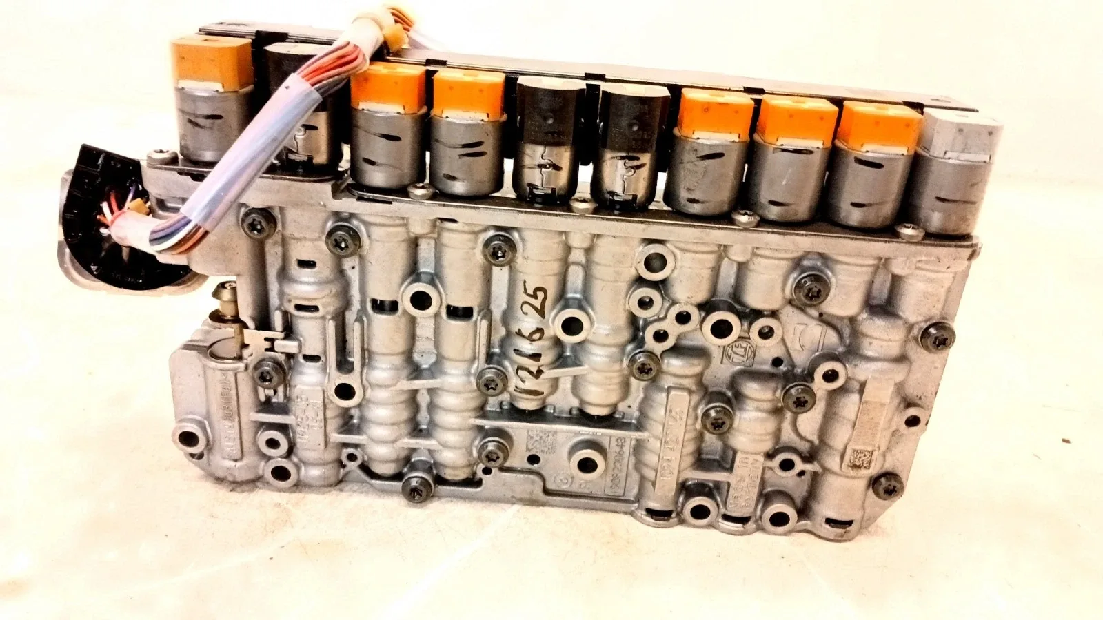 2019-2020 Honda Passport (YF8) Mechatronic Shift Solenoid Valve Body 6172107300 image 4
