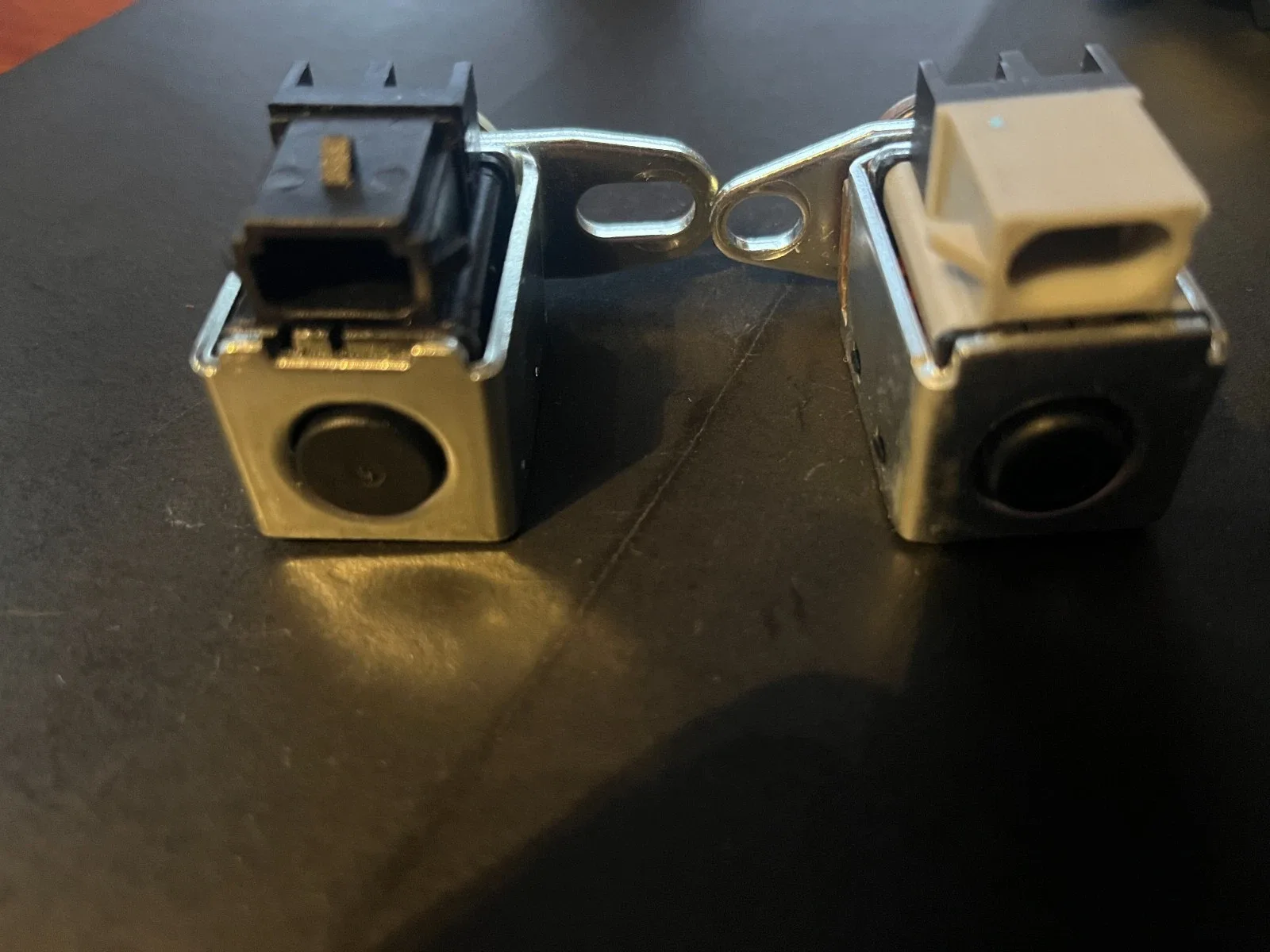 4L80E / 4L85E Shift Solenoids A & B (1-2, 2-3) — MPN 34421 image 2