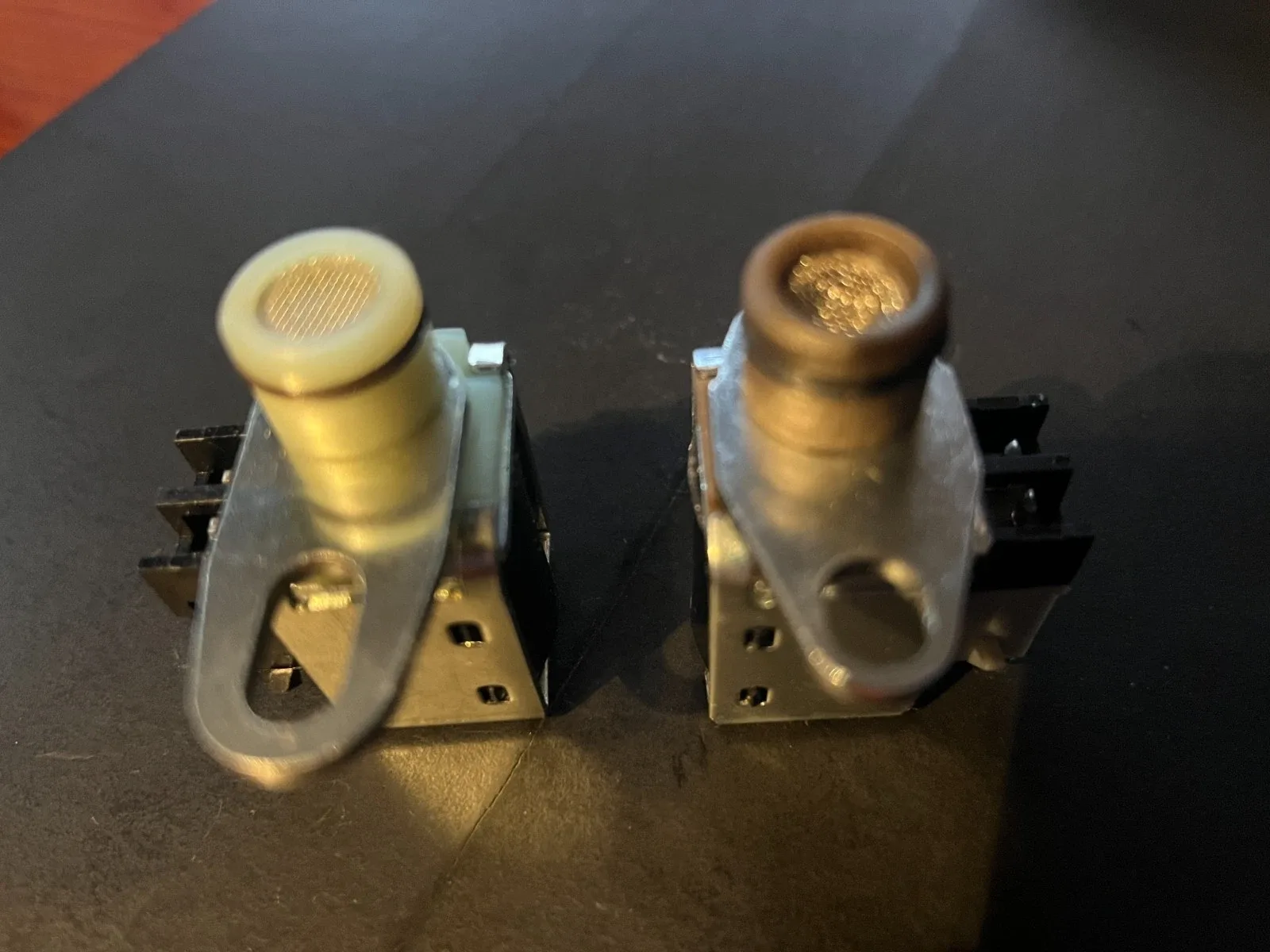 4L80E / 4L85E Shift Solenoids A & B (1-2, 2-3) — MPN 34421 image 3