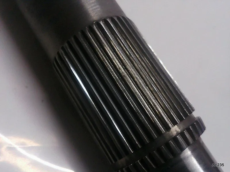 Genuine Chevy Camaro S10 Impala 1987-1992 OEM 4L60 700R4 2WD Output Shaft image 3