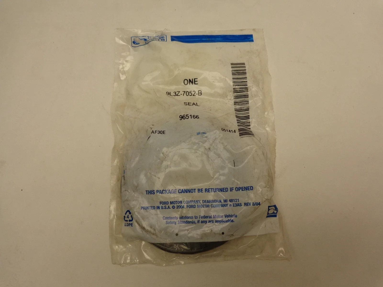 FORD 9L3Z-7052-B Auto Transmission Output Shaft Seal F150 150 6 spd 4WD OEM NOS