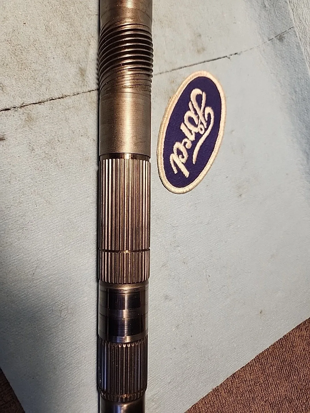 1968 FORD C4  TRANSMISSION 19 5/8" OUTPUT SHAFT  28/34 SPLINE Oem Used image 4