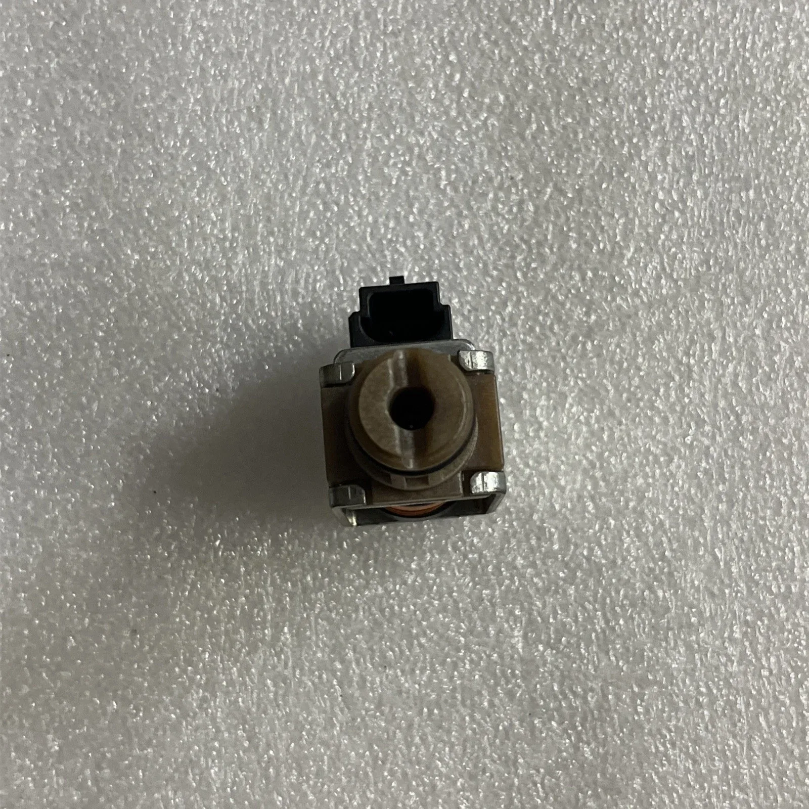 General Motors Shift Solenoid 10478131 image 4