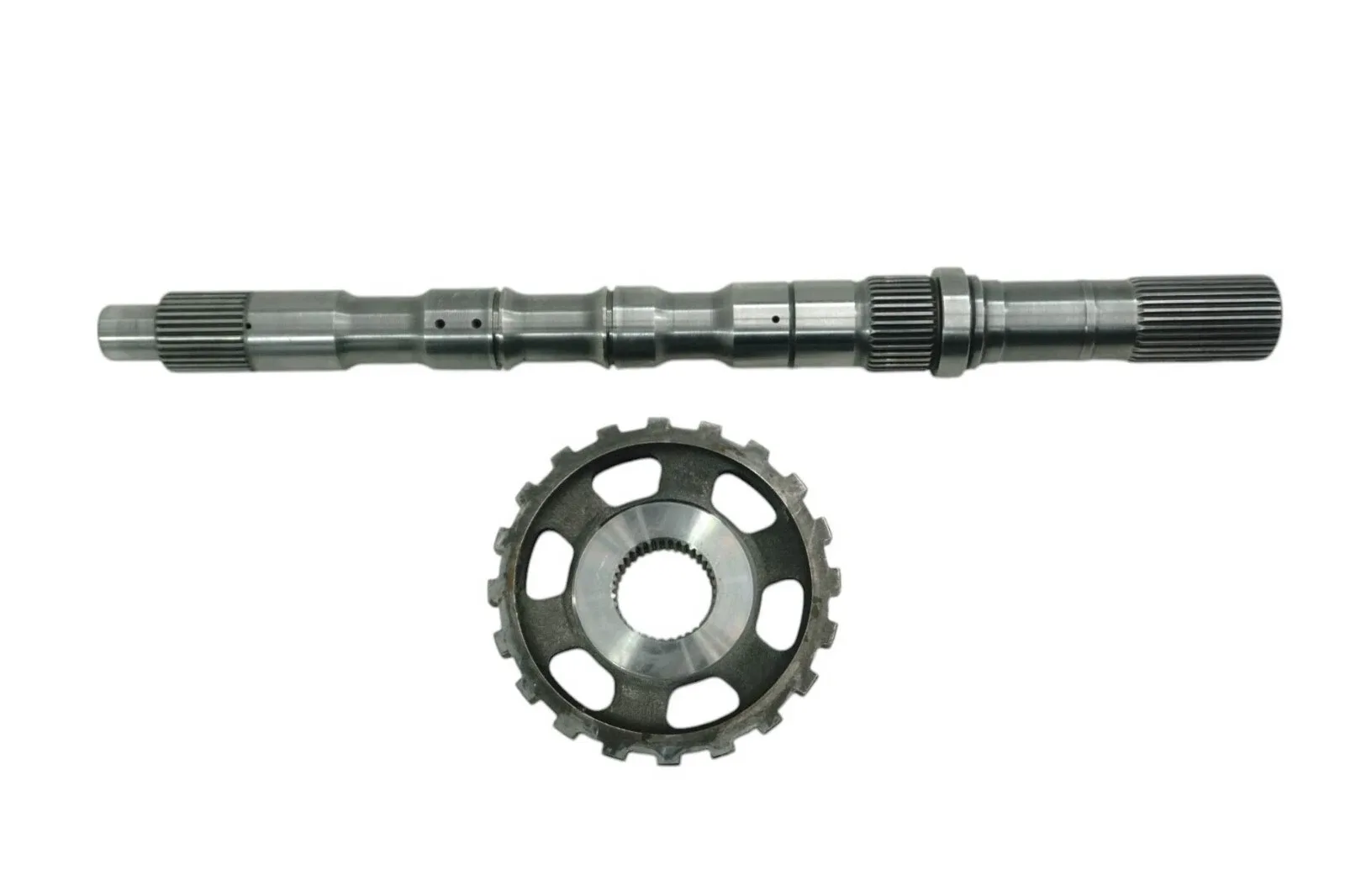 283678A - RE7R01A, OUTPUT SHAFT, 17-3/4" LONG, 32 SPLINES, 9 HOLES, 2 O-RINGS image 3
