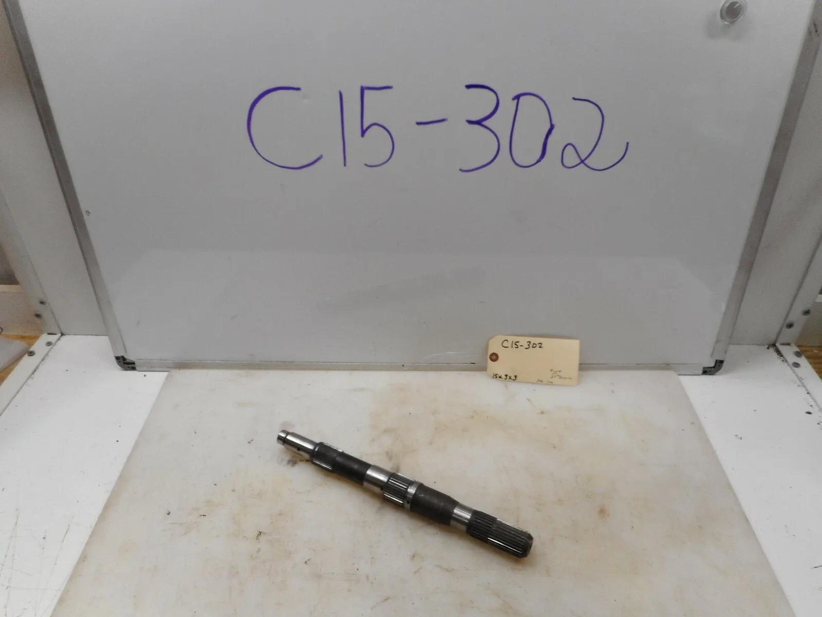 2005 CHEVY SUBURBAN OUTPUT SHAFT