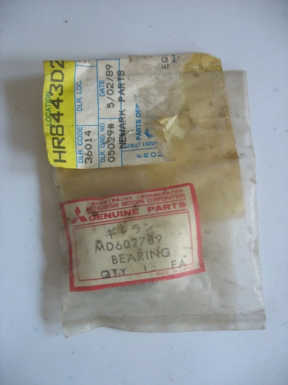 New Mitsubishi Manual Transmission Output Shaft Bearing MD602789