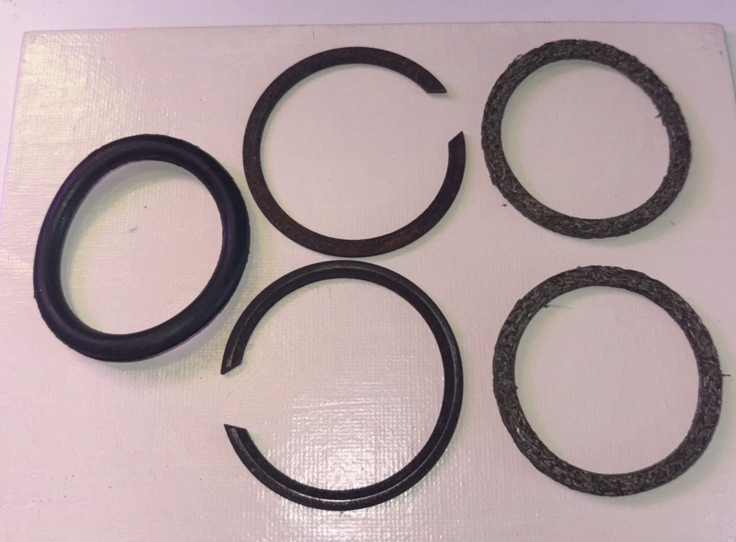 2 Output SNAP RING SHAFT RETAINING CLIP, 2 KNITTED James Exhaust Gaskets ,O RING