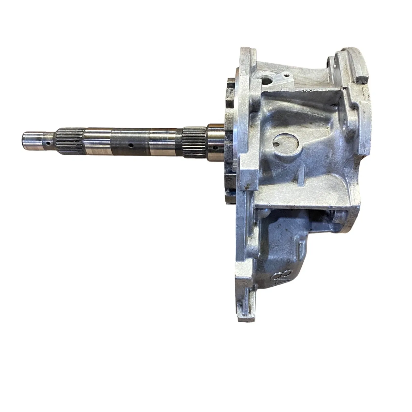 5R110W Ford 4X4 Extension Housing & Output Shaft non-PTO OEM image 2