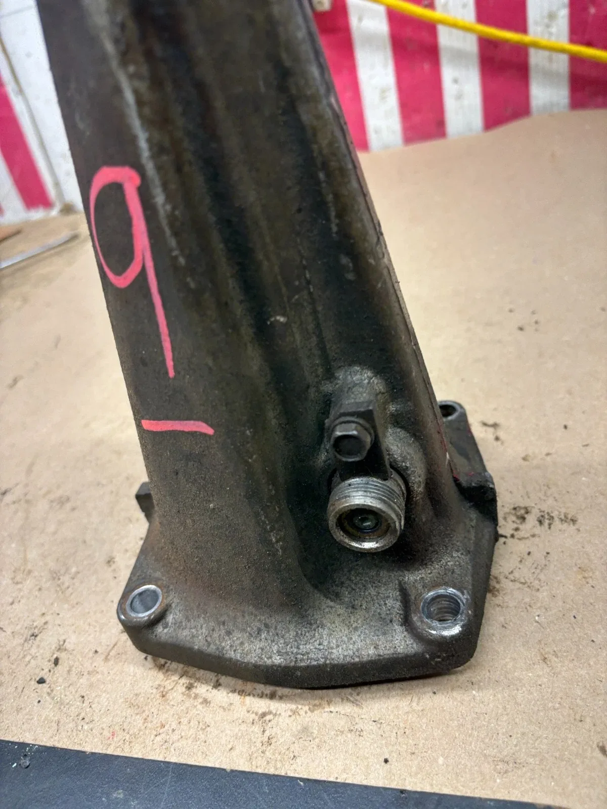 1971 1972 CHEVROLET 3 SPEED AUTOMATIC TAIL HOUSING TH350 TURBO 350 9 INCH TAIL image 3