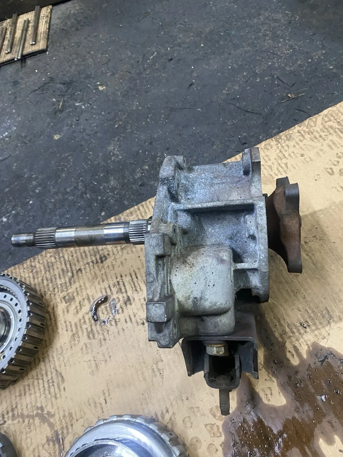5R110w Transmission Extension Housing ML4E33(a)