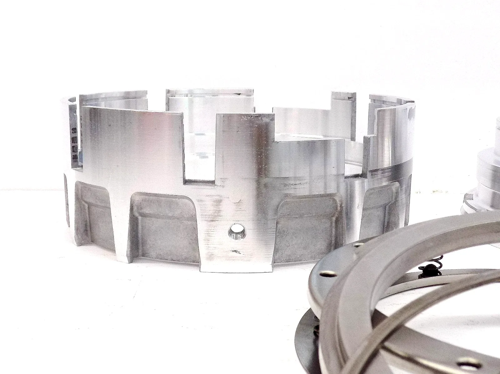 Rebuilt 4L80E/4L85E 4th Clutch Housing Casting #8661271 (1999 & Up) image 2