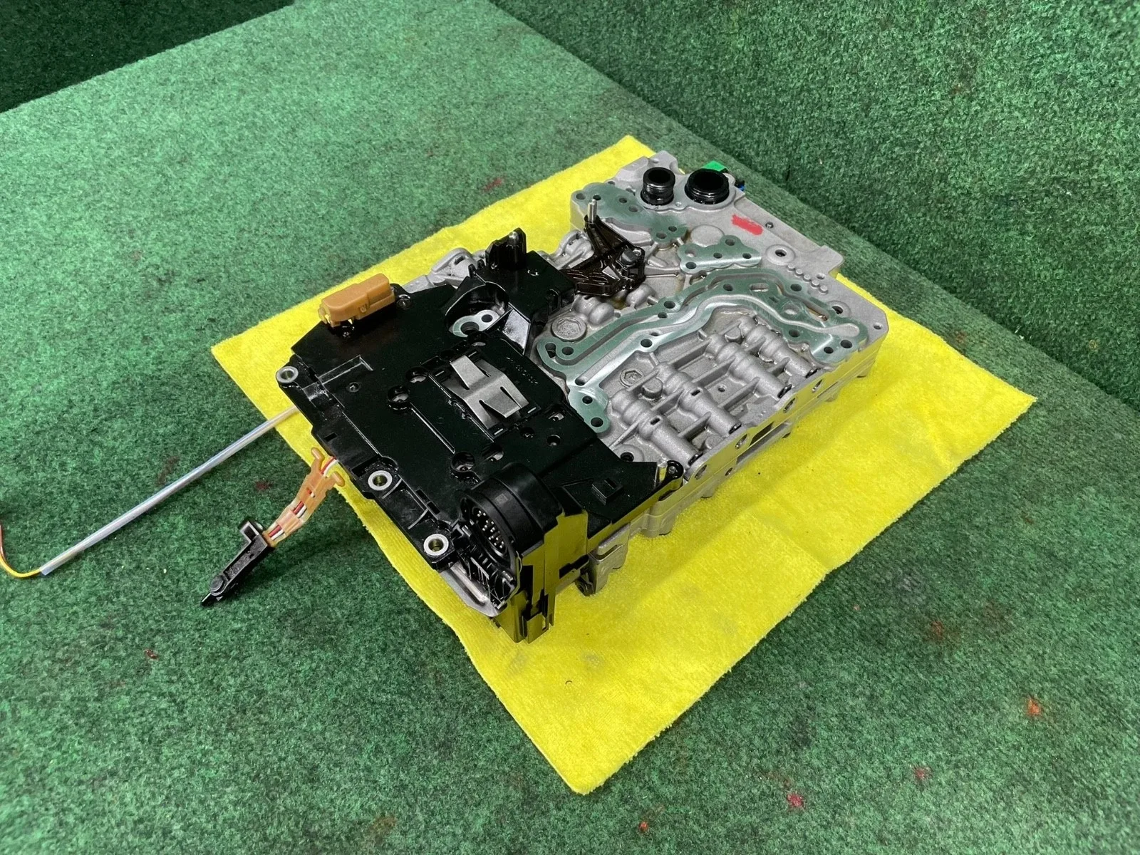 2013-2021 Jaguar XJ XJR XF F-Type Automatic Transmission Control Module 0260550076 image 2