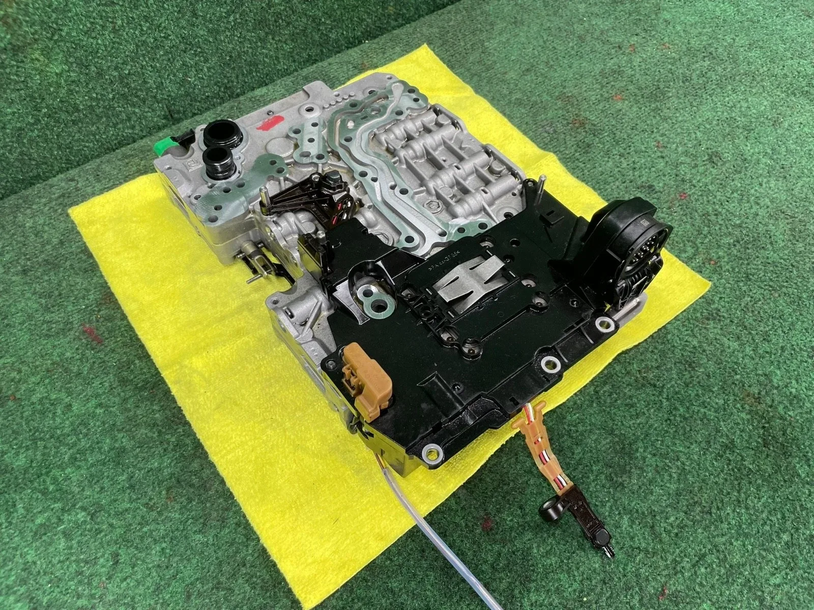 2013-2021 Jaguar XJ XJR XF F-Type Automatic Transmission Control Module 0260550076 image 3