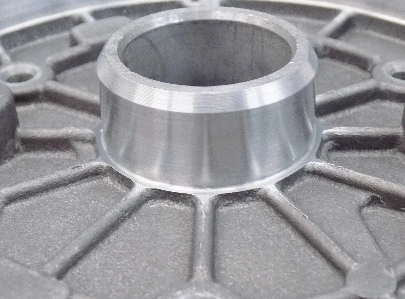 Clean Reman Dodge/Jeep A42RE & A44RE Overdrive Support Housing Casting #4617460 image 3