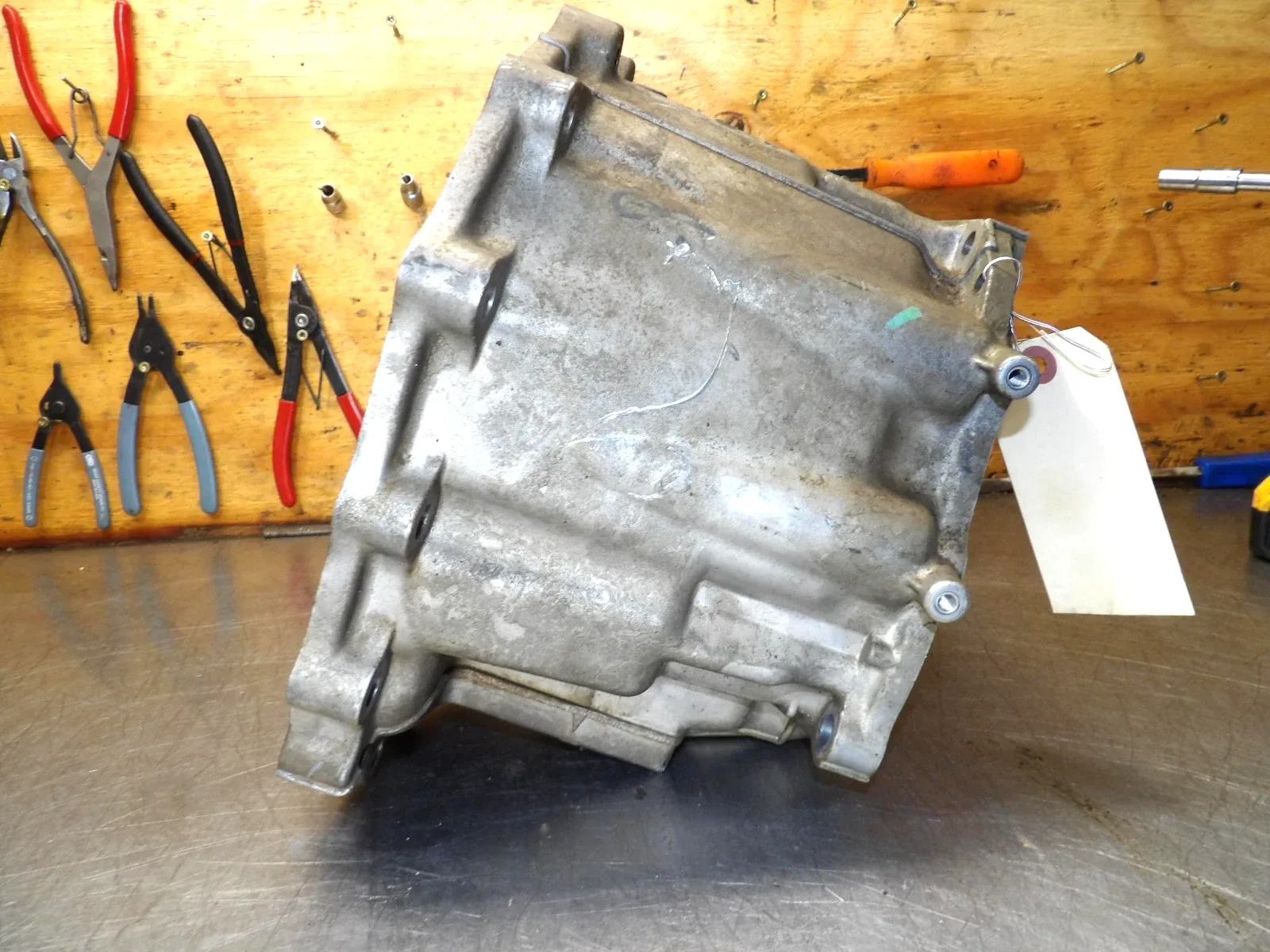 Nissan  RE 5R05A   Automatic Transmission  "  4X4 Output Housing  "  Very Good