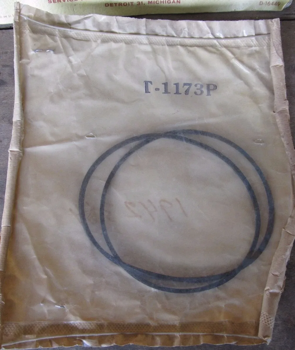 NOS 1960 1961 mopar Auto Trans Front pump housing oil seals (2) 6 cylinder auto image 2