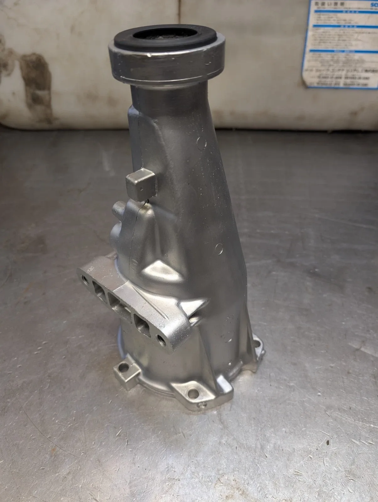aluminum powerglide tail housing 11 inch image 2