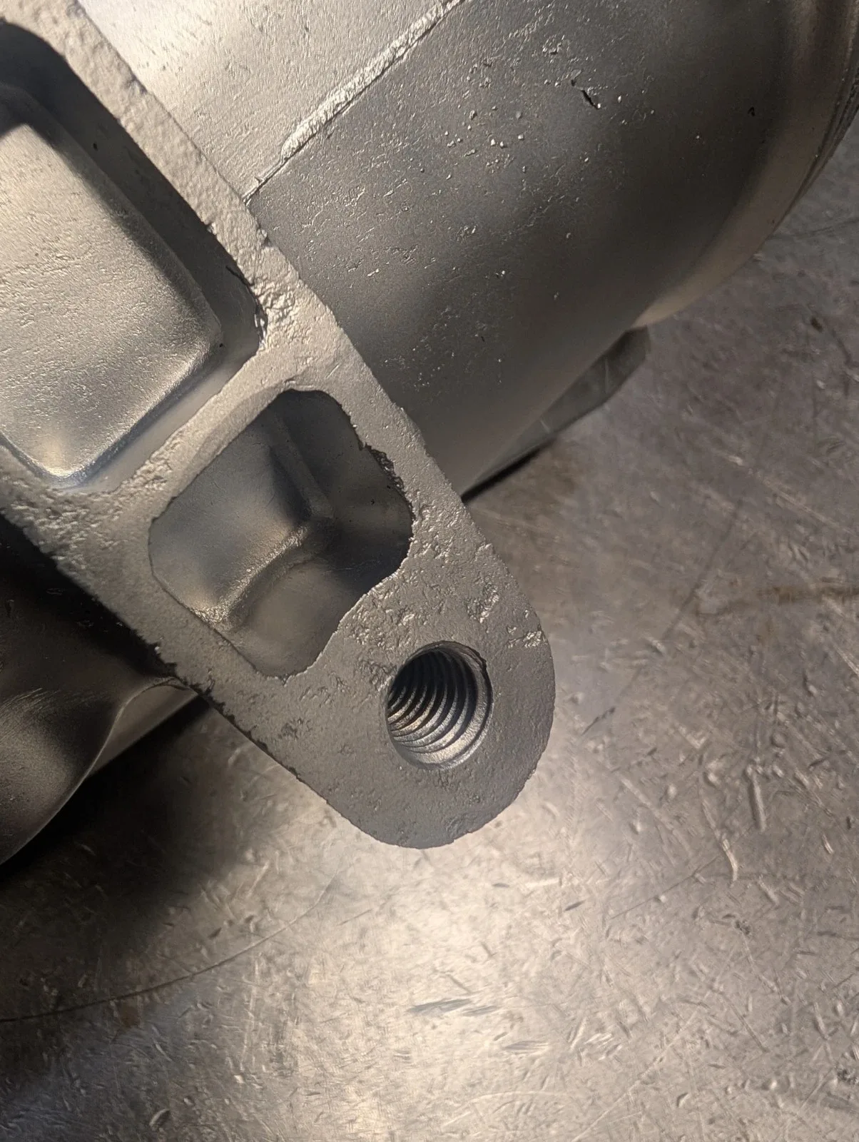 aluminum powerglide tail housing 11 inch image 4