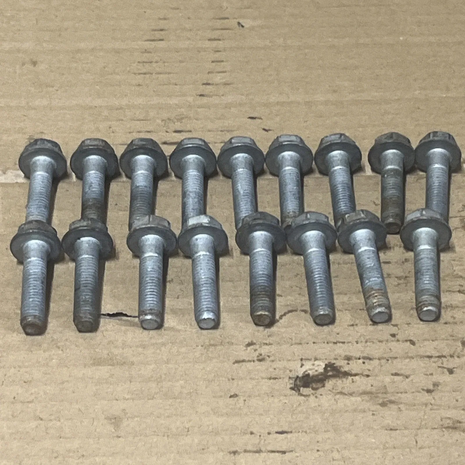 2013 Chevy Impala LTZ 6T70 Auto Transmission Bell Housing Bolts image 2