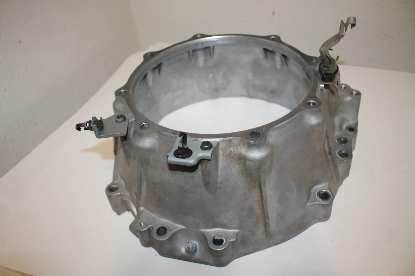2017 - 2021 Infiniti Q60 3.0L Transmission Bell Convertor Housing RE7R01A image 2