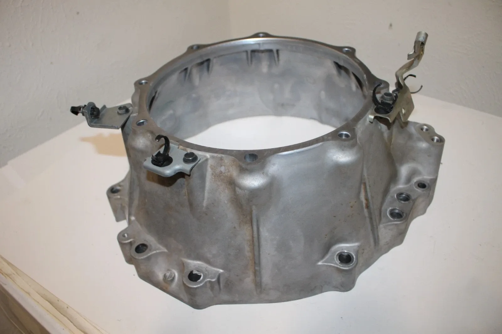 2017 - 2021 Infiniti Q60 3.0L Transmission Bell Convertor Housing RE7R01A image 3