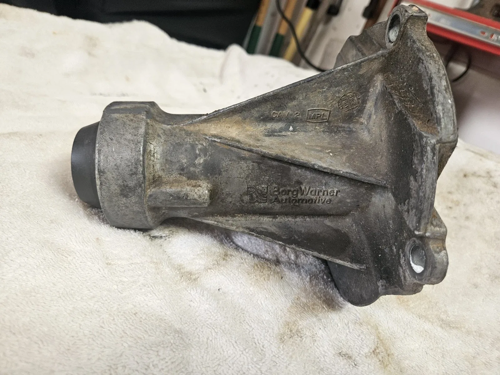 Ford BW1356 Transfer Case Tail Housing without Speedo Hole image 2