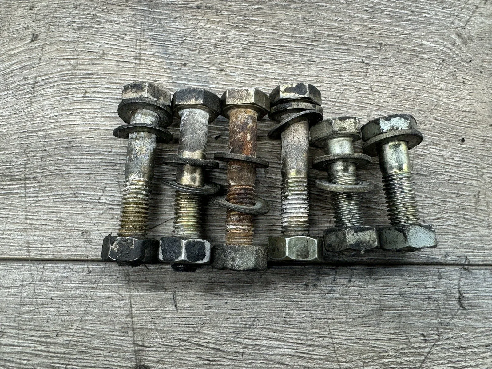 93-99 W140 S500 Coupe Mercedes-Benz Automatic Transmission Bell Housing Bolts image 3
