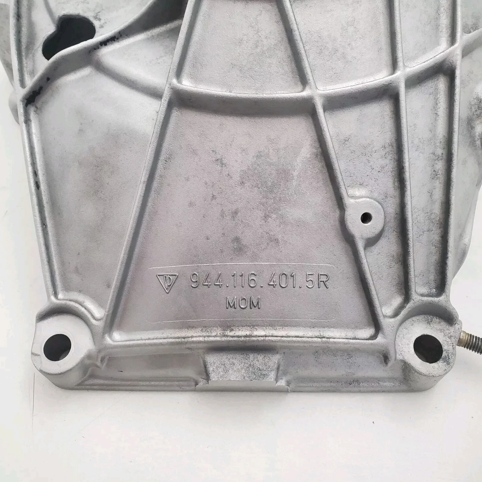 PORSCHE 944 COVER BELL HOUSING 9441164015R 944.116.401.5R 87 88 Automatic Trans image 2