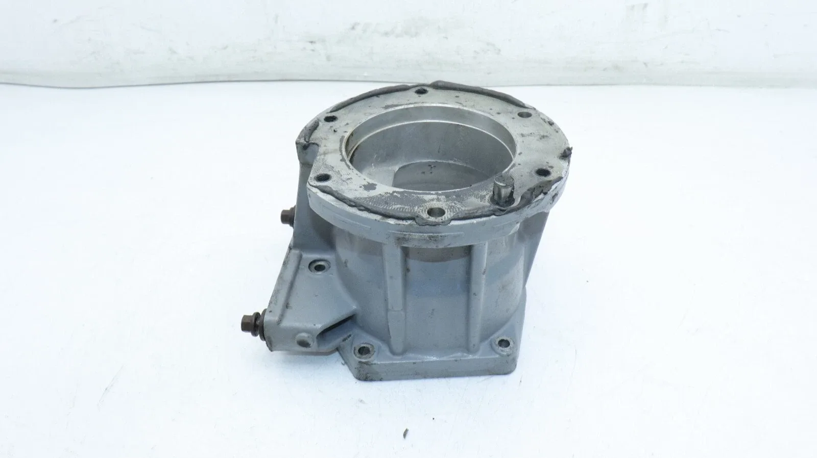 04 FORD F150 5.4 A/T 4x4 TRANSMISSION TAIL TRANSFER CASE ADAPTER HOUSNG T5062 image 4