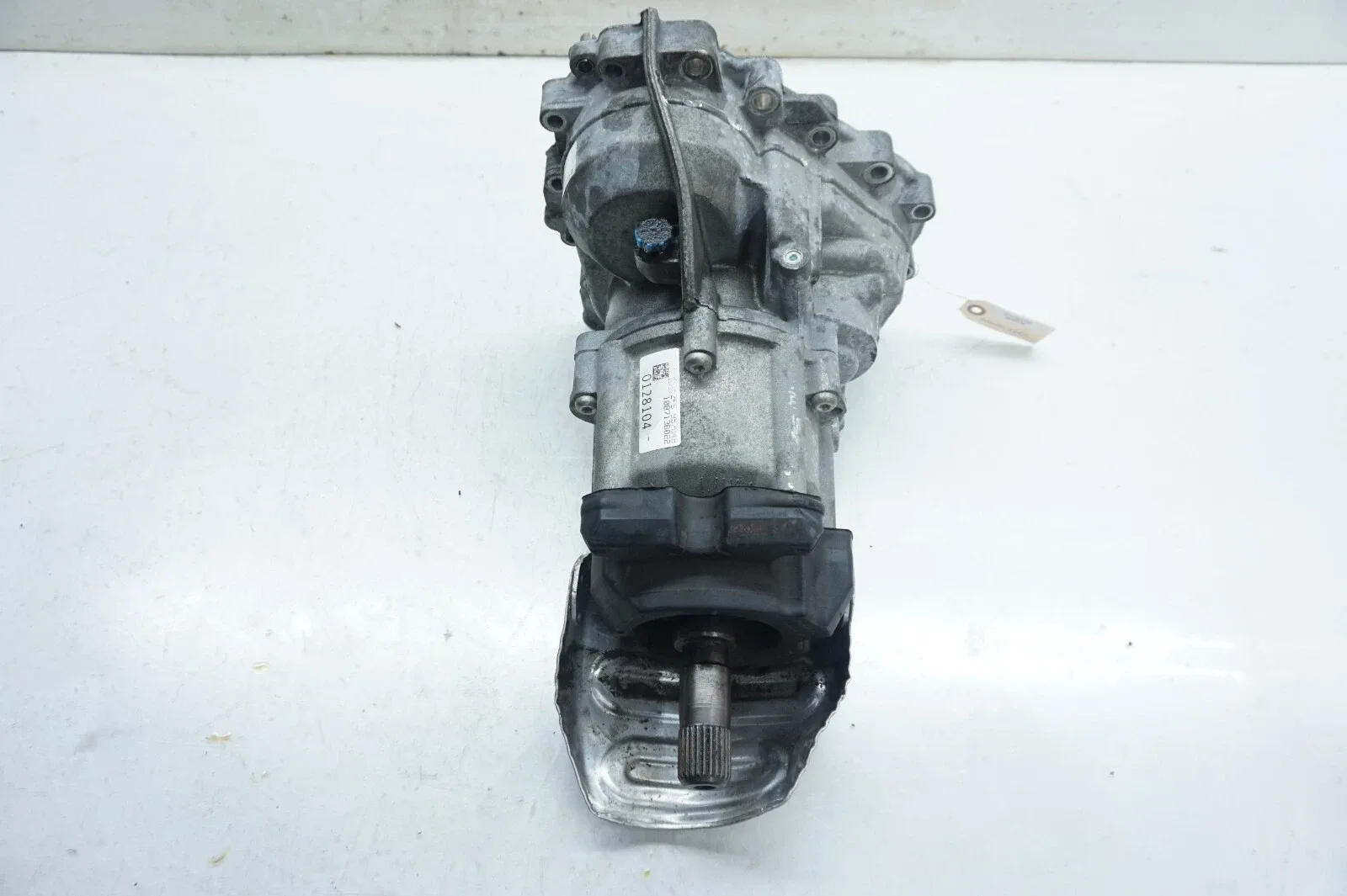 2013-2017 Audi Q5 OEM 3.0L Transfer Case Housing 0128104 image 3