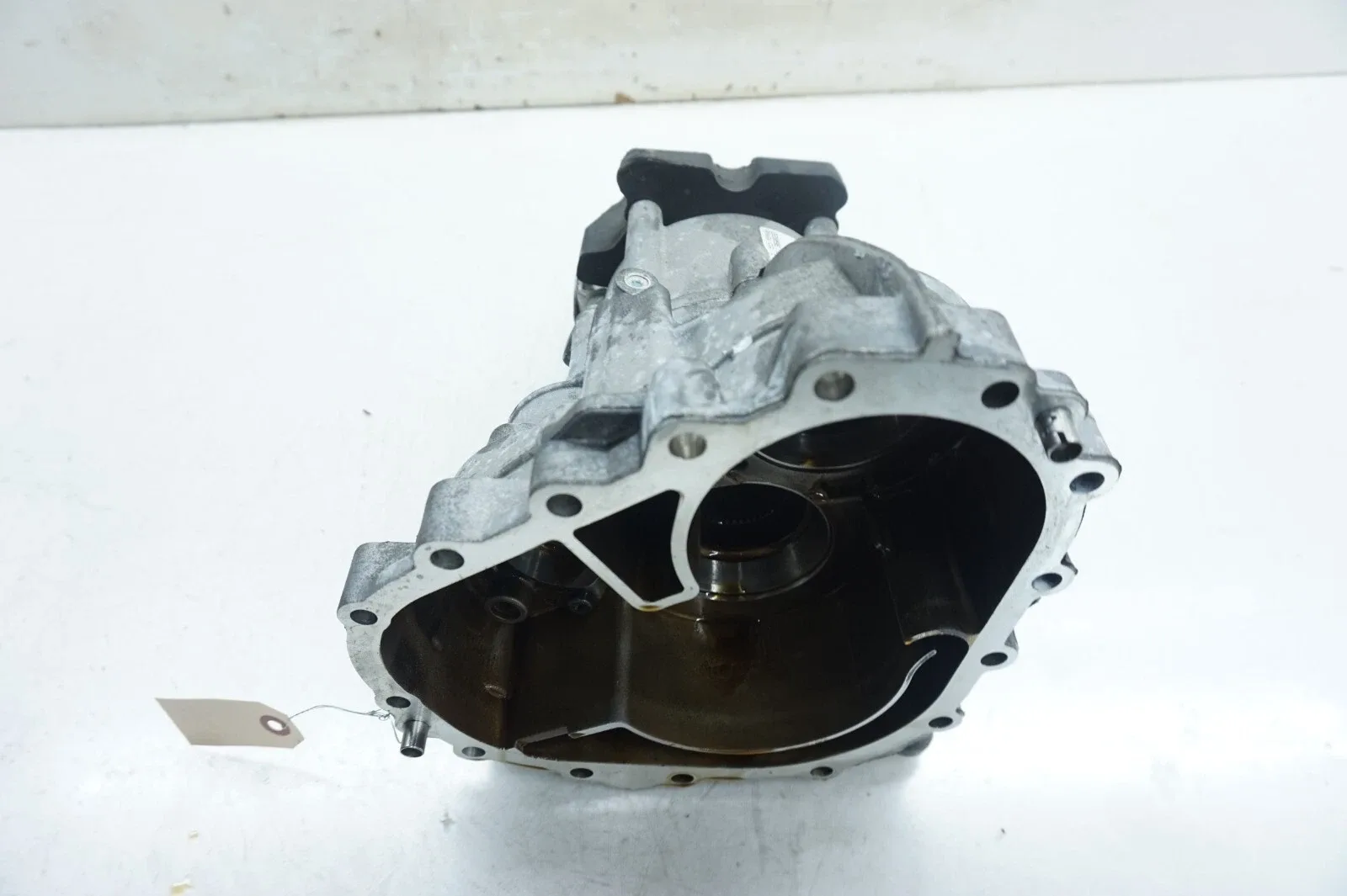 2013-2017 Audi Q5 OEM 3.0L Transfer Case Housing 0128104