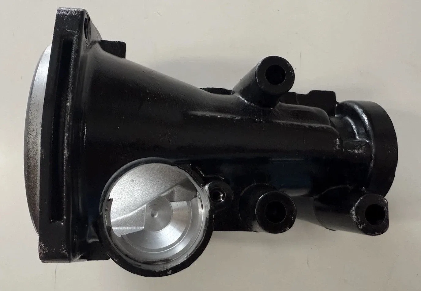 GM CHEVY 700R4 4L60E TRANSMISSION TAIL HOUSING 3 Hole Side Mounts # 8873553