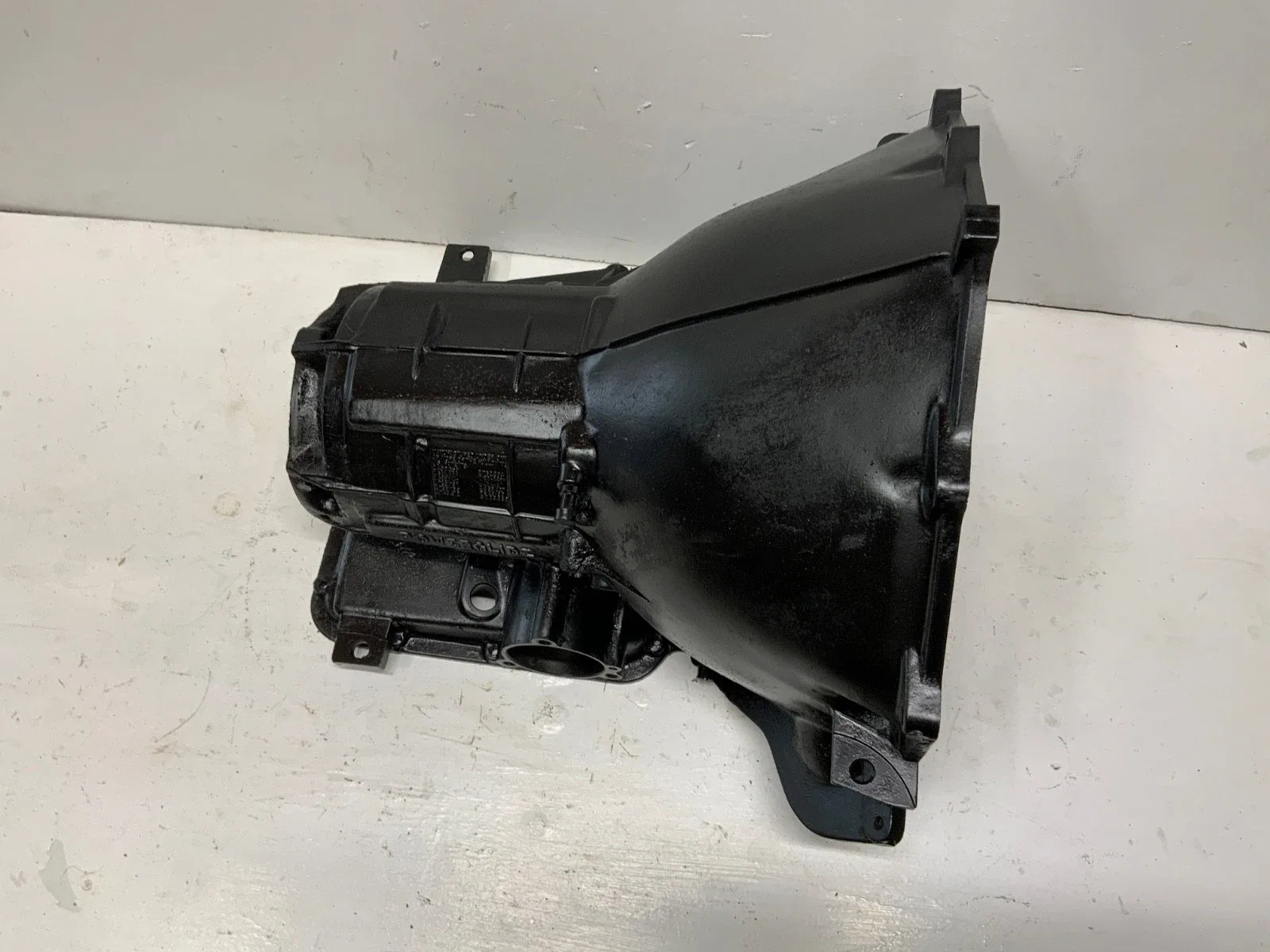 POWERGLIDE AUTOMATIC TRANSMISSION EMPTY MAIN HOUSING CASE ALUMINUM CHEVROLET image 4
