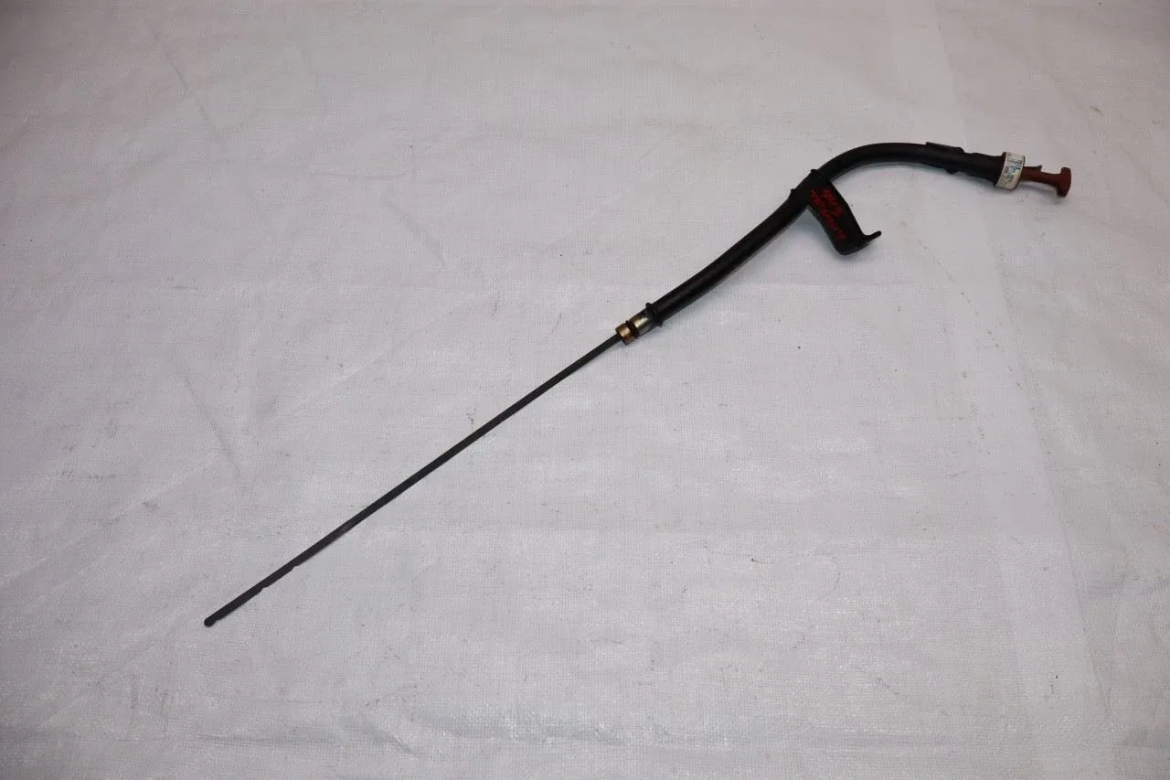 2002 LEXUS SC430 Z40 CONV #443 TRANSMISSION OIL DIPSTICK W/ TUBE HOUSING image 2