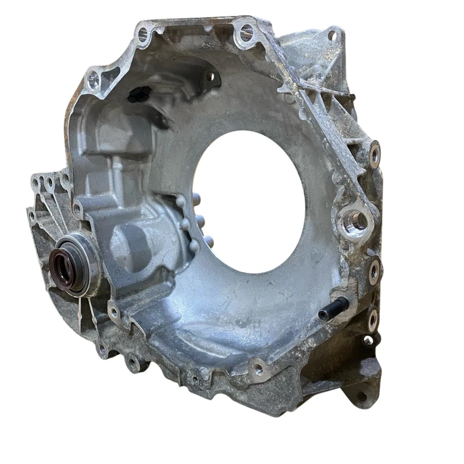 6T40 6T45 GMC Front Cover Bell Housing Casting # 24262945 OEM USED image 3