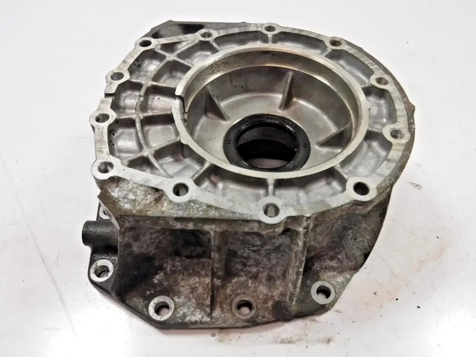 Jeep Commander Grand Cherokee 2005-2010 4x4 Transmission Adapter 52119508AB image 2