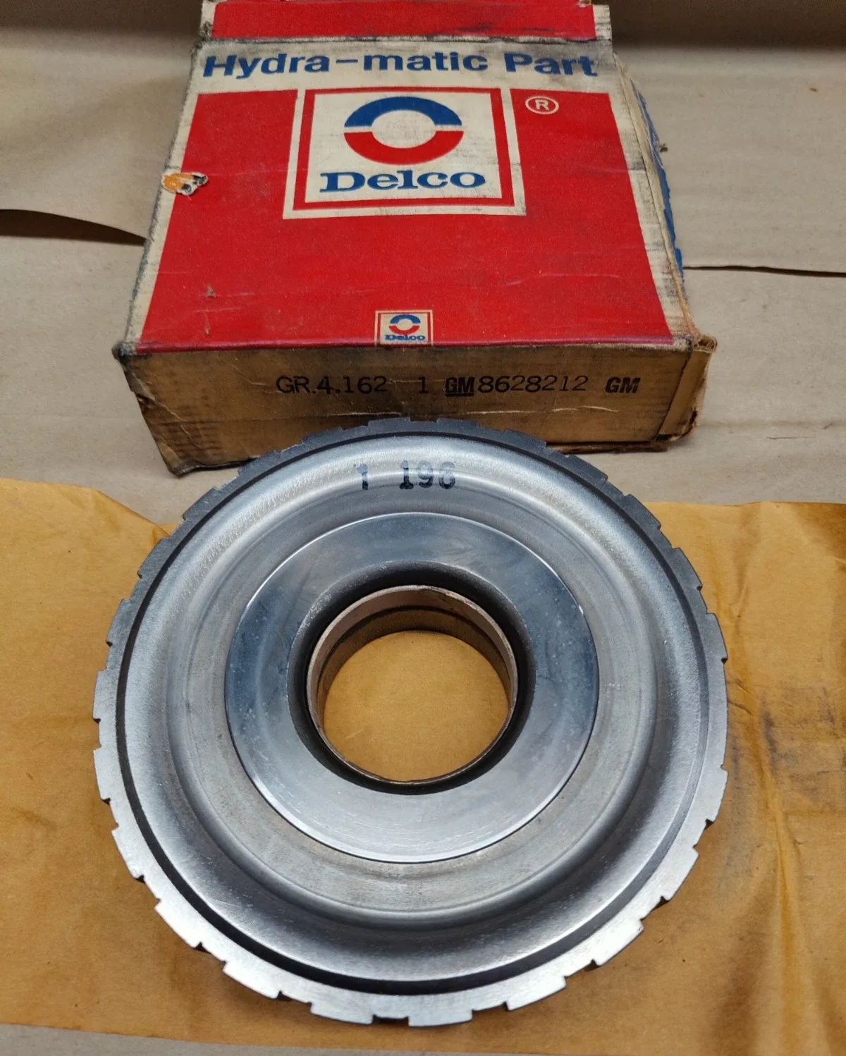 NOS OEM 1976-87 GM Hydra-Matic Transmission Reverse Clutch Housing Delco 8628212 image 2