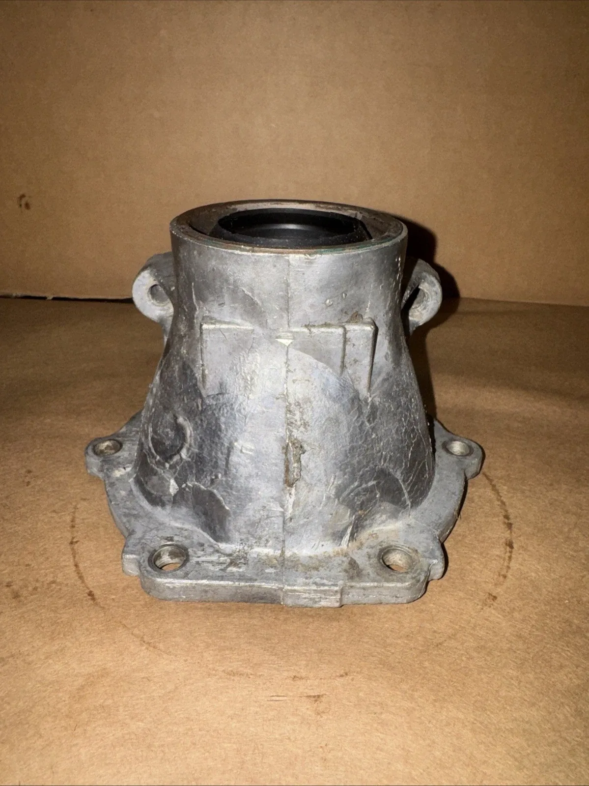 GM 400 4 Inch Tail Housing, Large Bushing And Seal