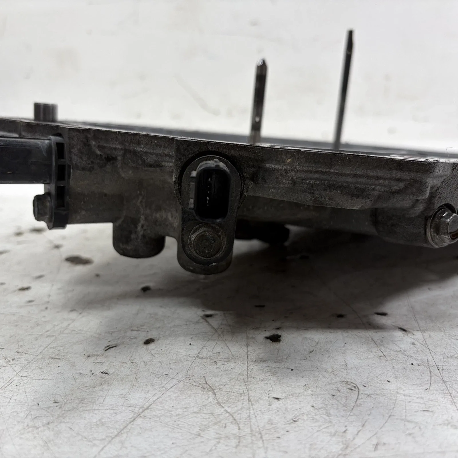 15-20 Acura TLX DCT Transmission Left Side End Cover 21230-50P-000 OEM image 4