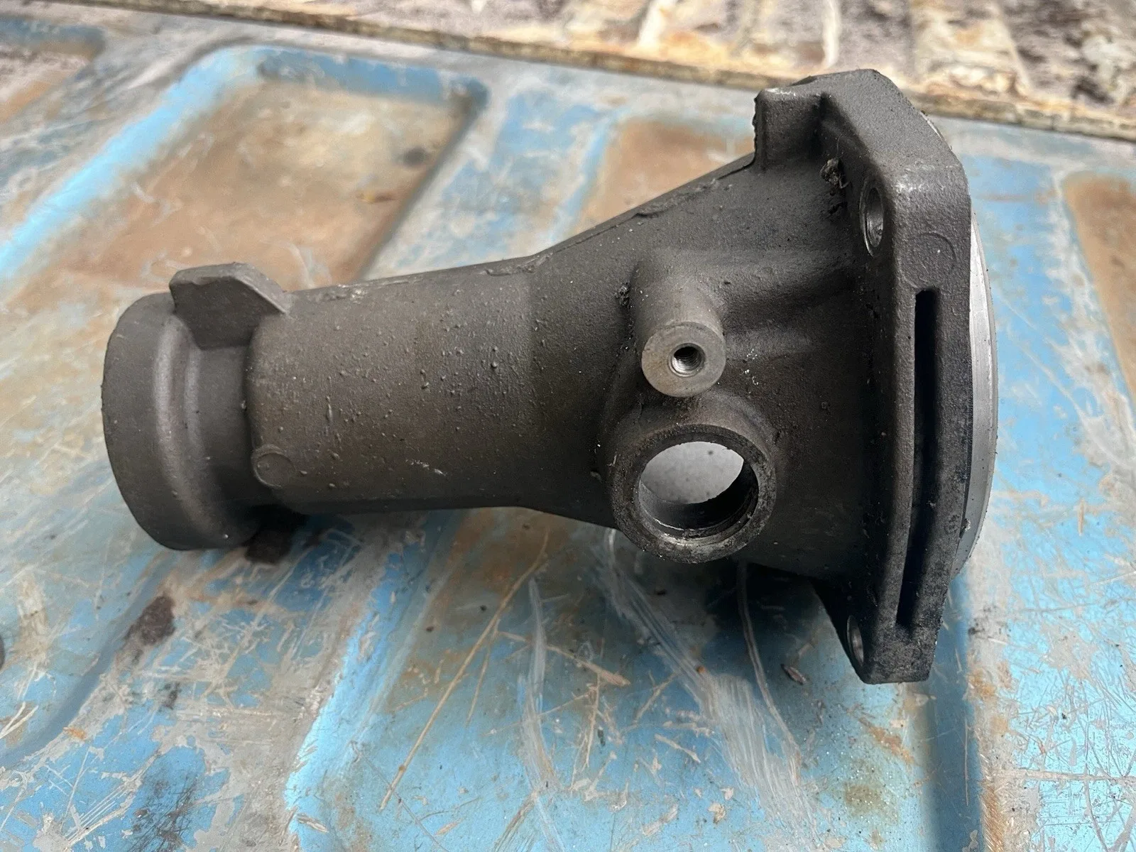 Chevy 4L60E transmission tail housing, 24202526, Chevrolet 2wd Truck