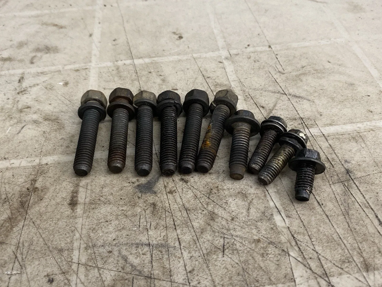 1992-1996 Ford F150 F250 F350 AODE Engine to Transmission Housing Bolts Hardware image 2