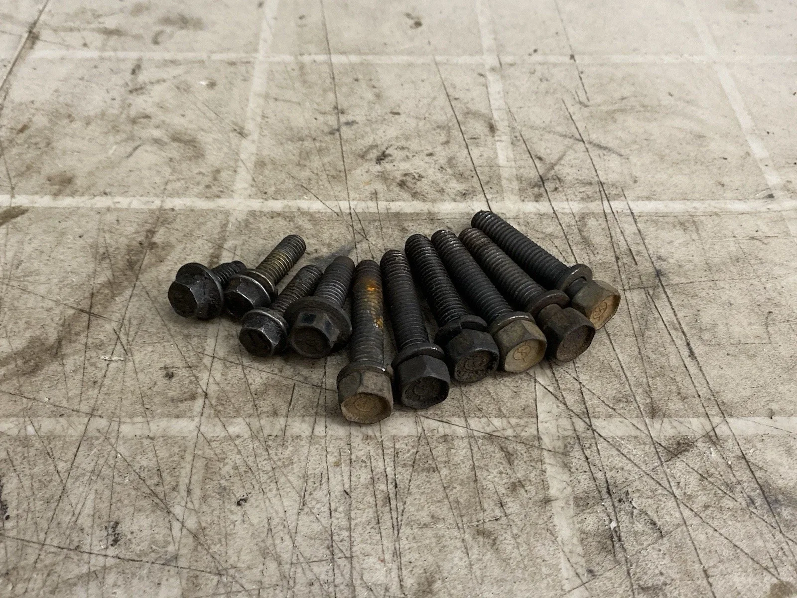 1992-1996 Ford F150 F250 F350 AODE Engine to Transmission Housing Bolts Hardware image 3