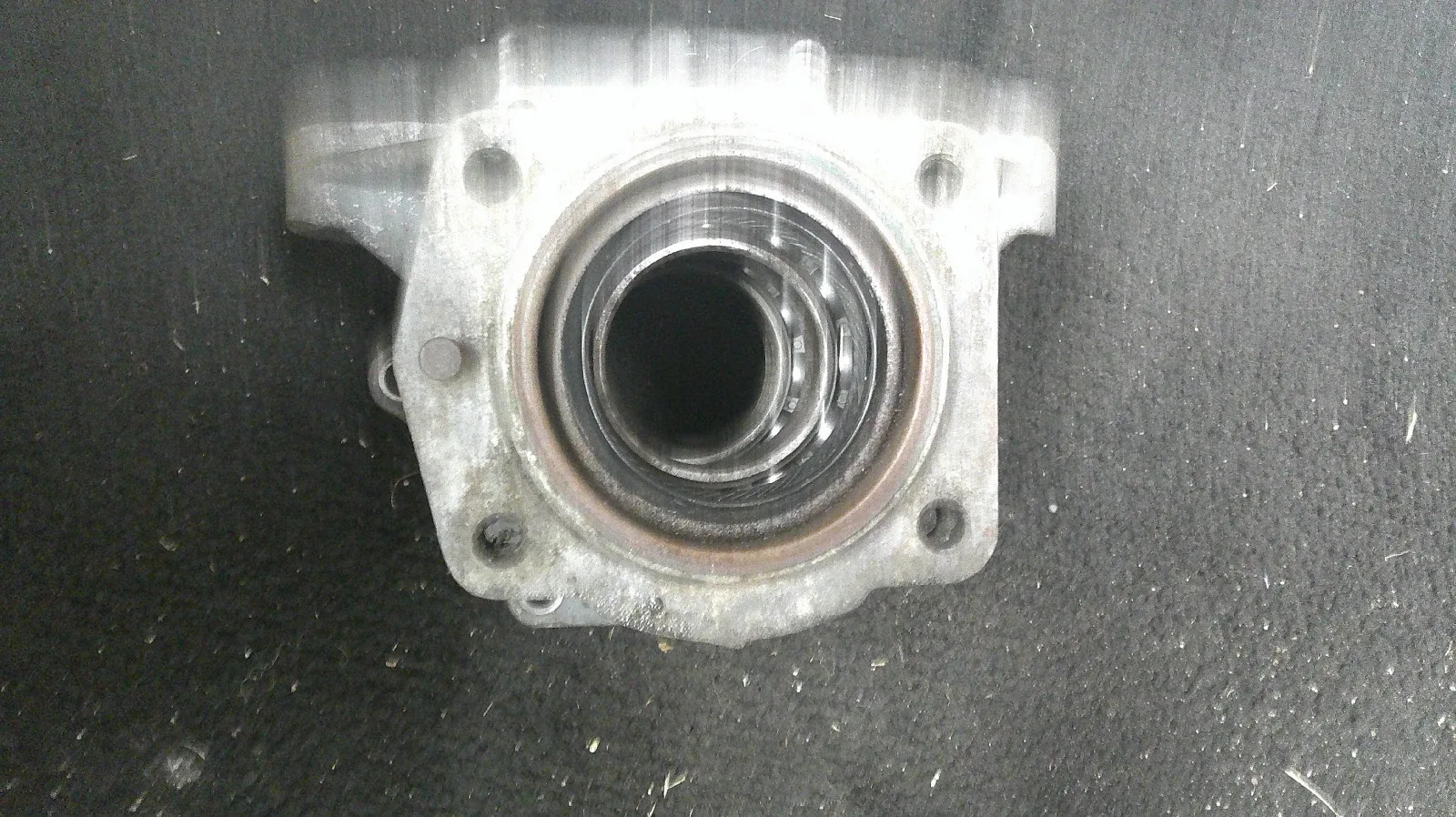 Turbo 400 Motor Home Tail Housing image 2