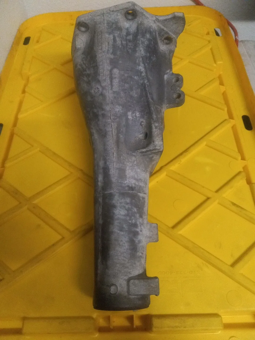 USED 904 EXTENSION HOUSING image 2