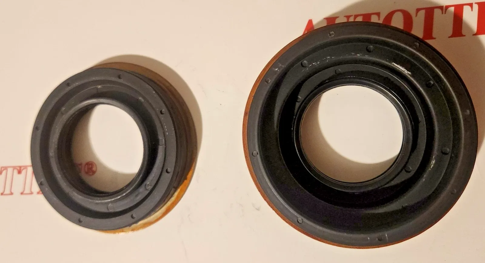 6T40 6T45 AXLE BELL HOUSING With BOOT(RIGHT) & AXLE SEAL(CASE SIDE LEFT) image 2