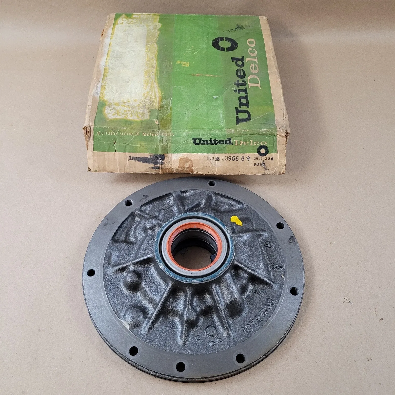 New GM 1396689 Transmission Pump Cover 1967 1968 1969 Camaro Corvette Firebird