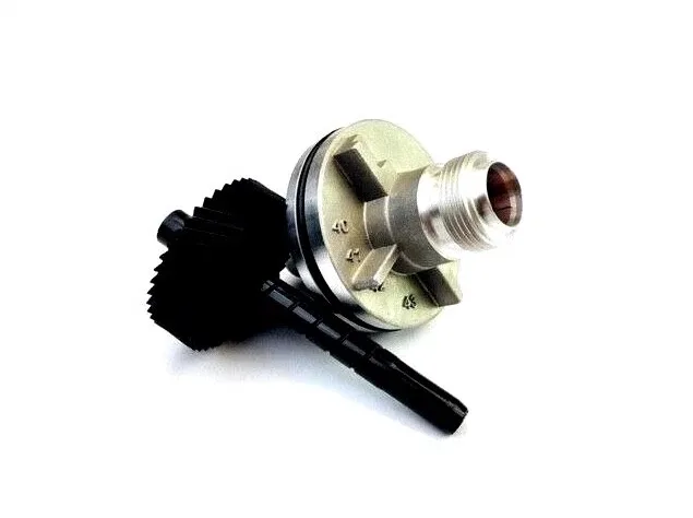 40 Tooth Driven Speedometer Gear & Housing W/ O-Ring Seal & C-Clip Fits 700R4