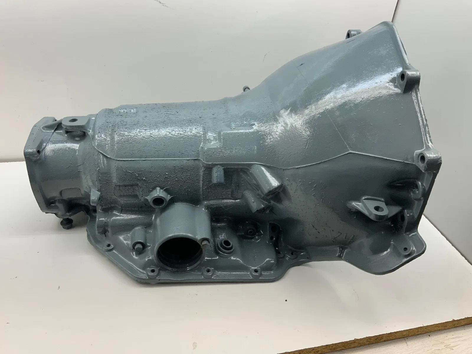 1980-1986 GM TH350 TURBO AUTOMATIC TRANSMISSION MAIN EMPTY CASE HOUSING LOCKUP image 4