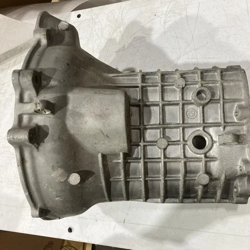 1977-1983 BMW 320i Transmission housing 23111205348 NEW OEM  Has corrosion image 4