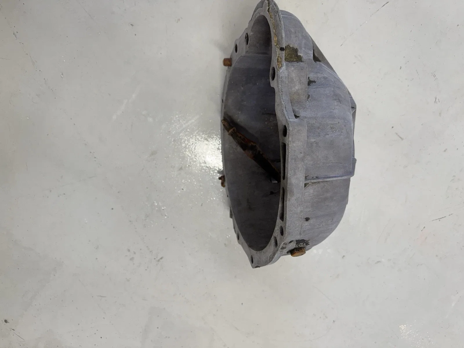 W 121 Mercedes 190 SL Transmission Housing image 2